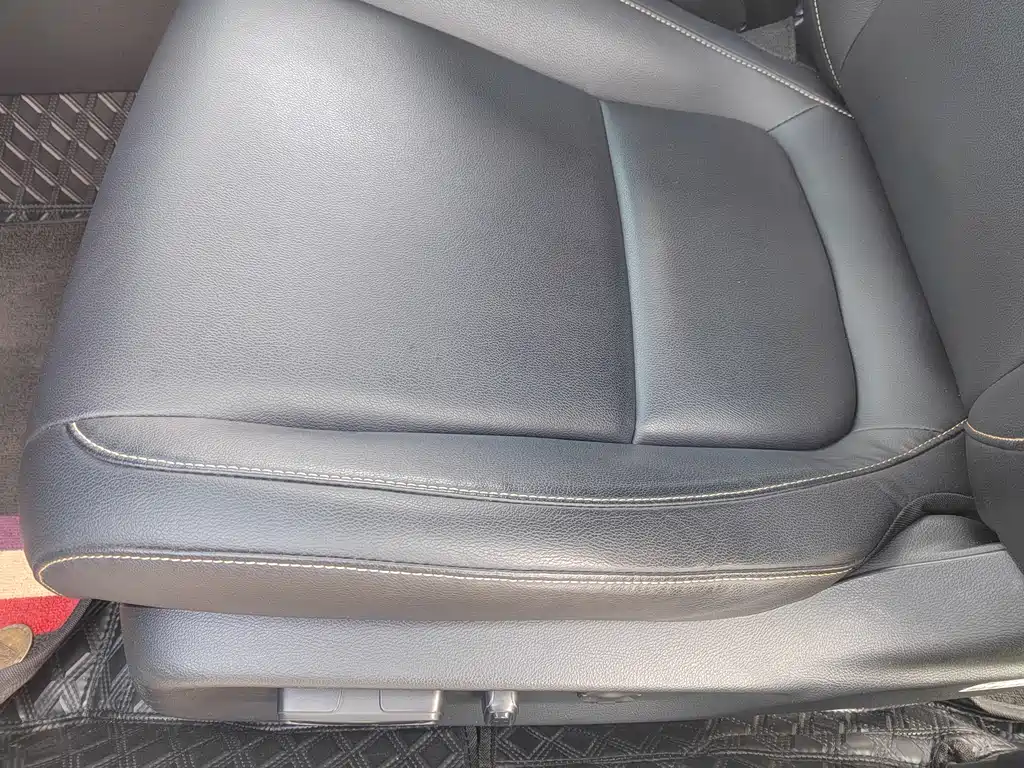 Honda Accord 2023 — фото 16