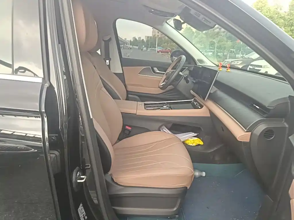 Chery Tiggo 8L 2025 — фото 25