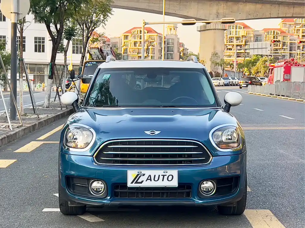 MINI Countryman 2018 — фото 2