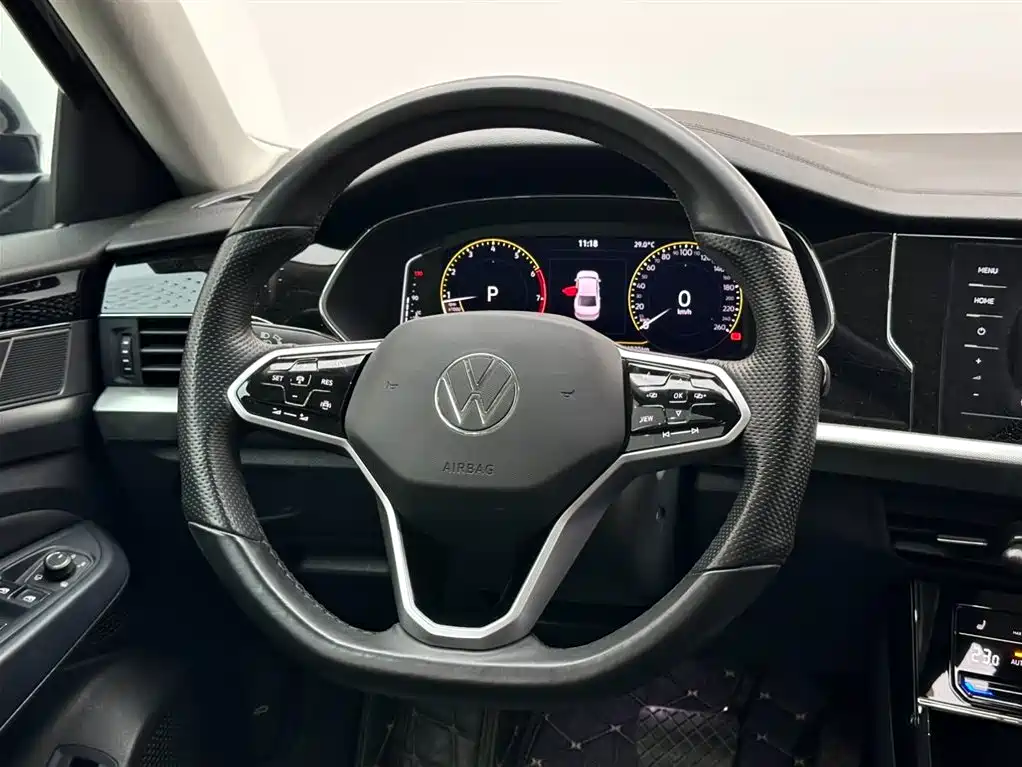 Volkswagen Passat 2023 — фото 12