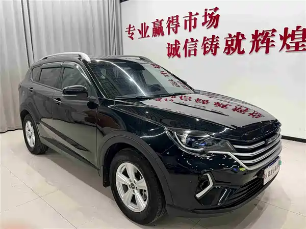 Jetour X70M 2022