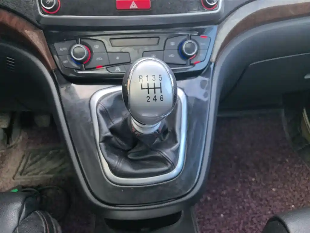 Haval H6 2015 — фото 14
