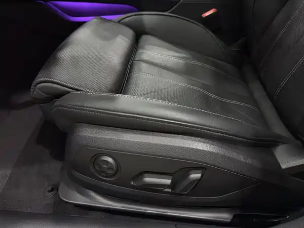 Audi A4L 2023