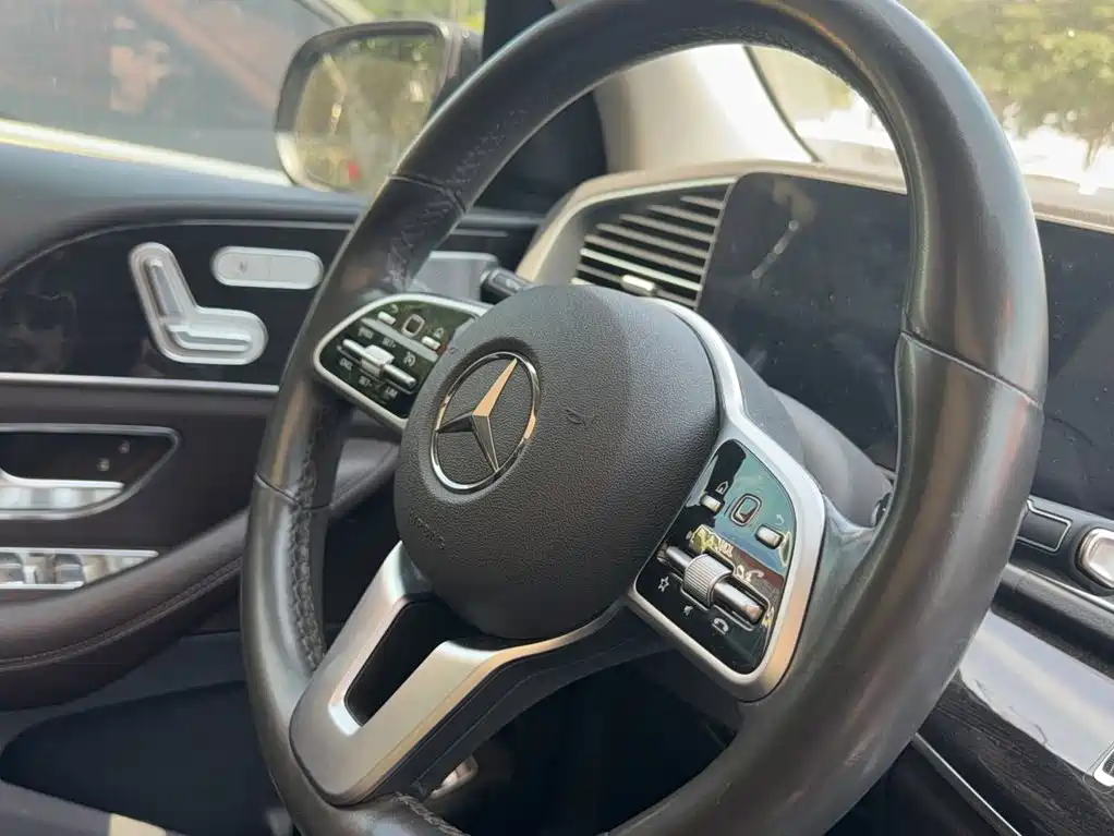 Mercedes-Benz GLE 2020 — фото 13