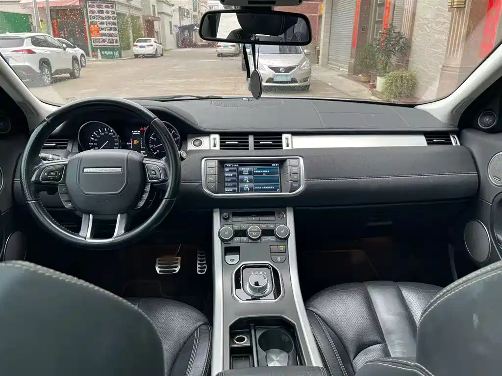 Land Rover Evoque 2014 — фото 21