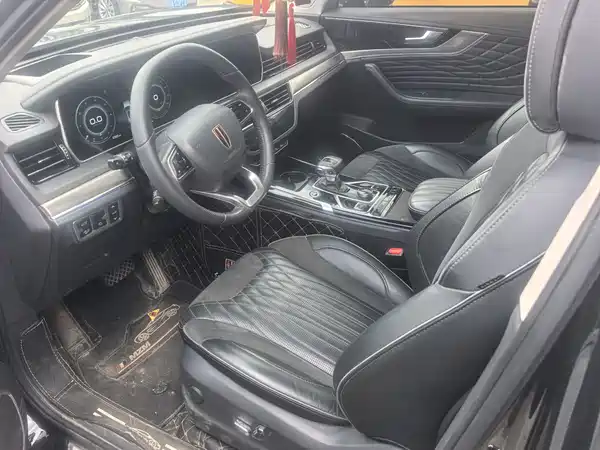 Hongqi HS5 2023
