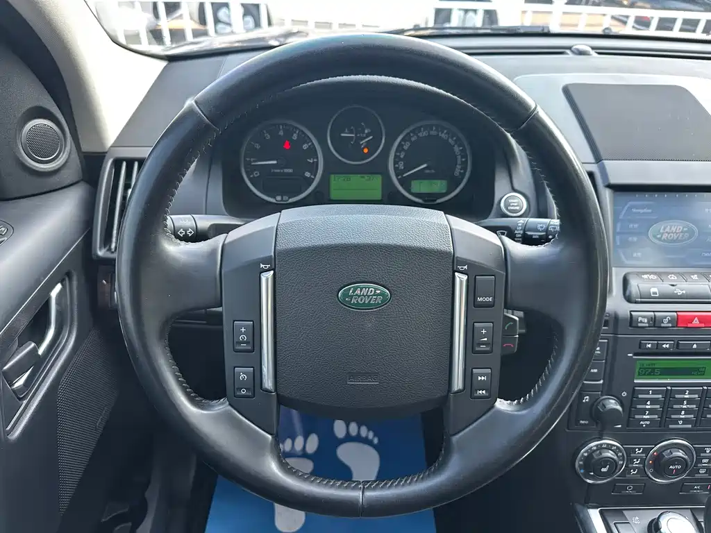 Land Rover Freelander 2 2011 — фото 11