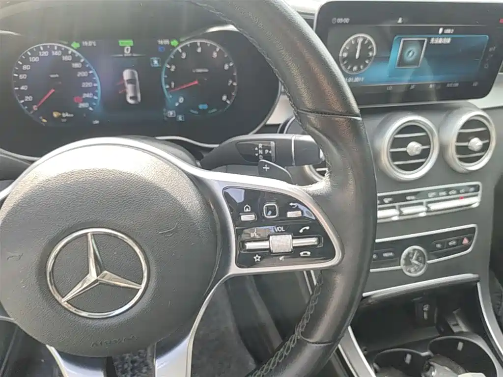 Mercedes-Benz C-Class 2020 — фото 14