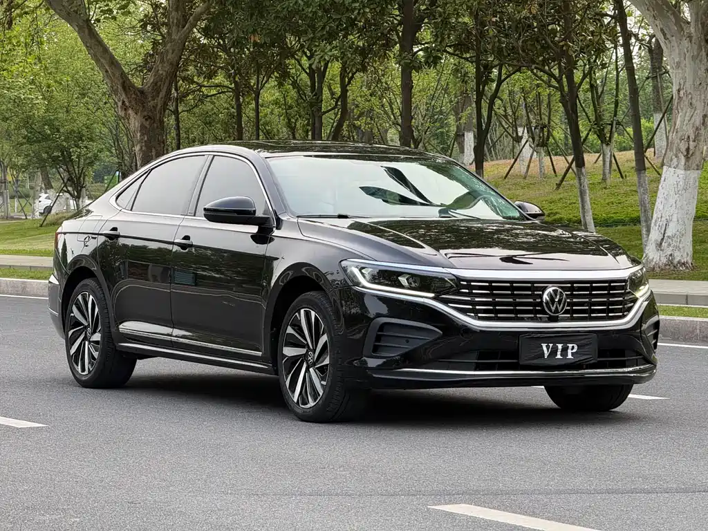 Volkswagen Passat 2025 — фото 3