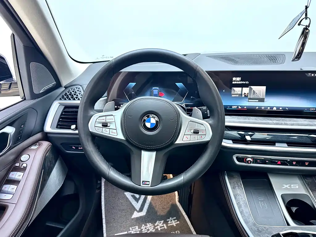 BMW X5 2024 — фото 14