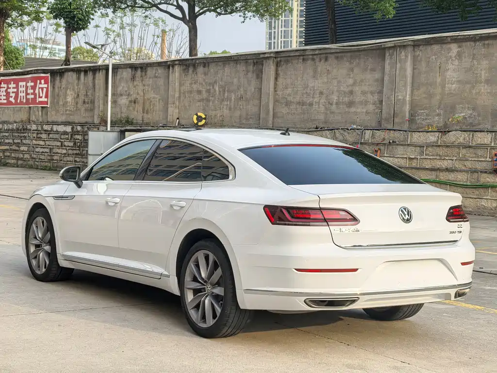 Volkswagen CC 2019 — фото 4