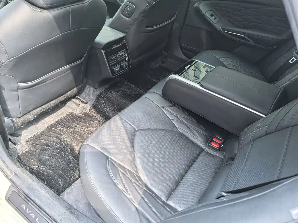 Toyota Avalon 2019 — фото 16