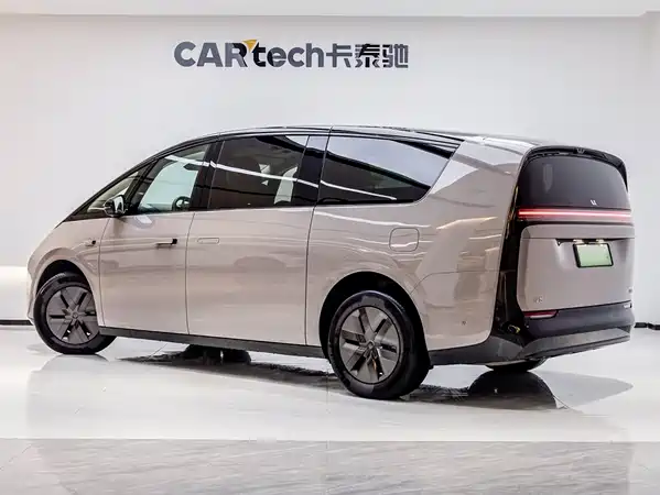 Li Auto MEGA 2024