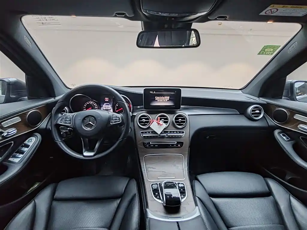 Mercedes-Benz GLC 2019