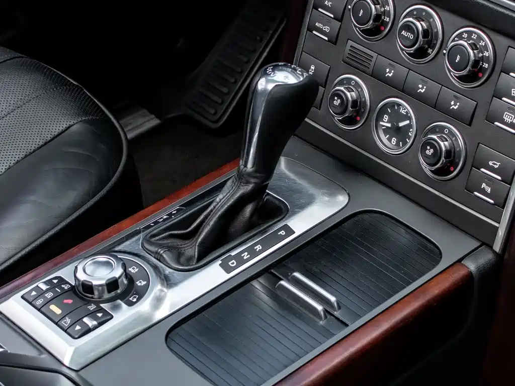 Land Rover Range Rover 2011 — фото 13