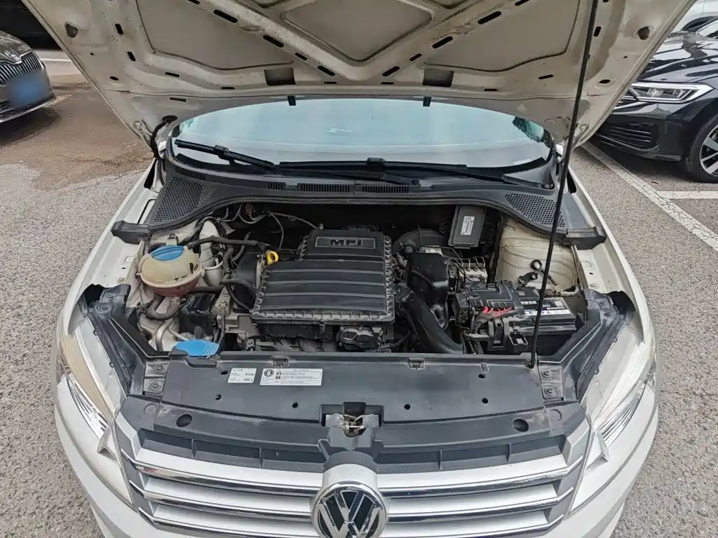 Volkswagen Santana 2014 — фото 21