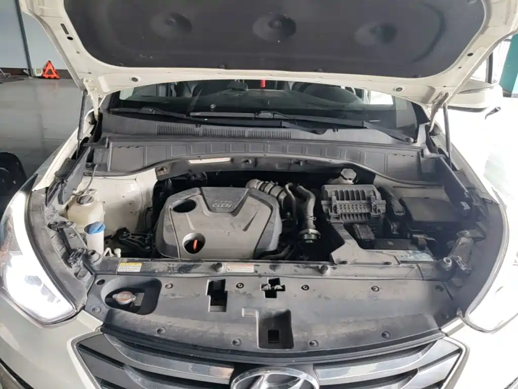Hyundai Santa Fe 2015 — фото 20