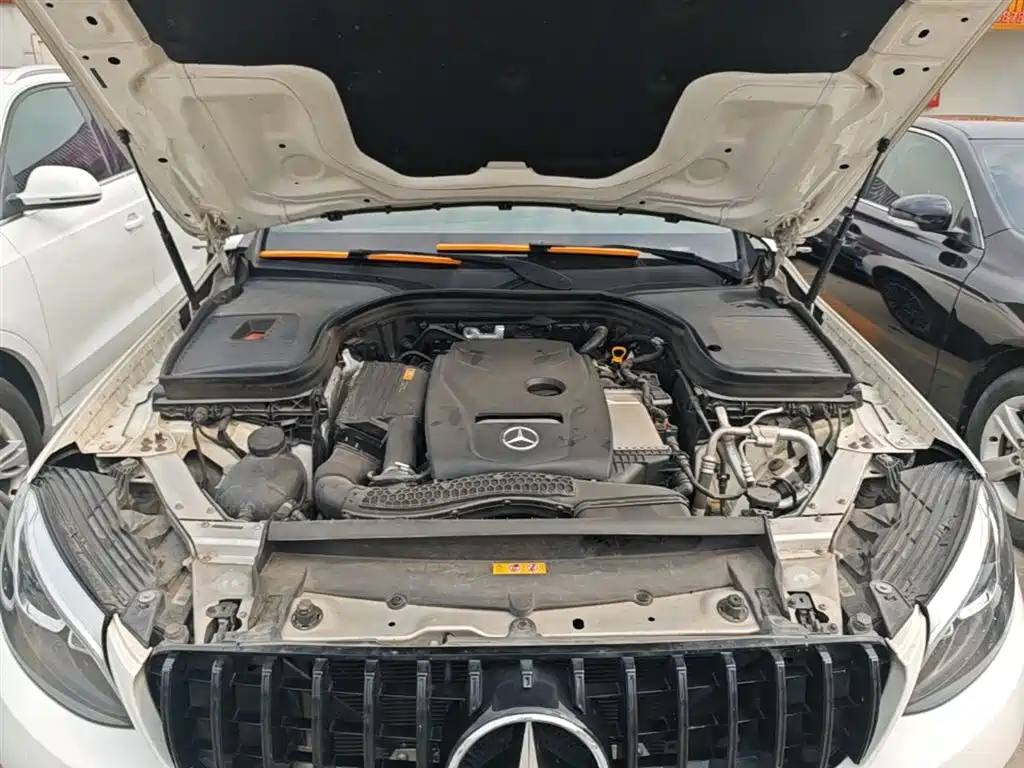 Mercedes-Benz GLC 2019 — фото 20