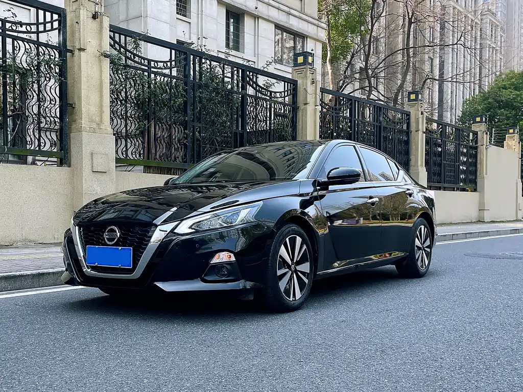 Nissan Teana 2022 — фото 2