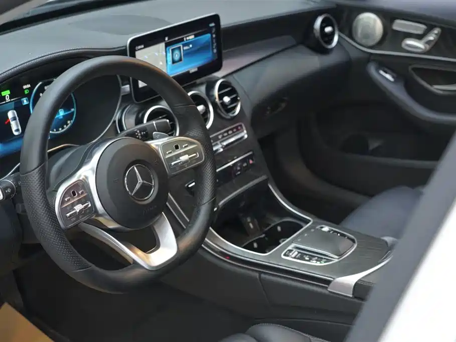 Mercedes-Benz C-Class 2020 — фото 14