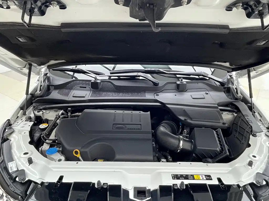 Land Rover Discovery Sport 2018 — фото 19