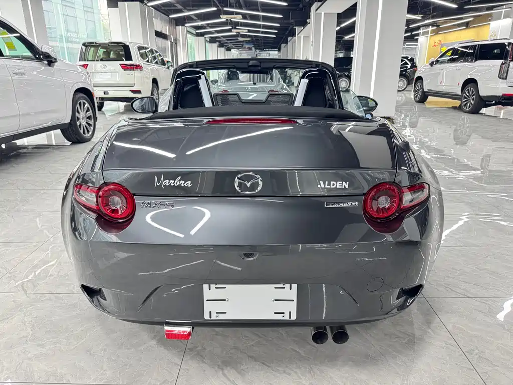 Mazda MX-5 — фото 5
