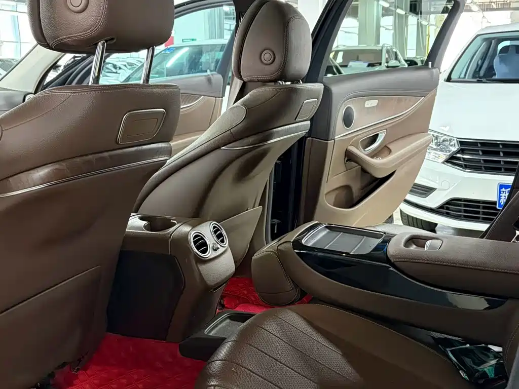 Mercedes-Benz E-Class 2017