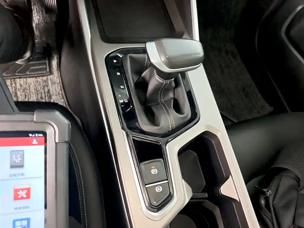 Geely Emgrand 2022 — фото 14