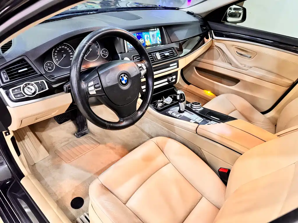 BMW 5 Series 2013 — фото 9