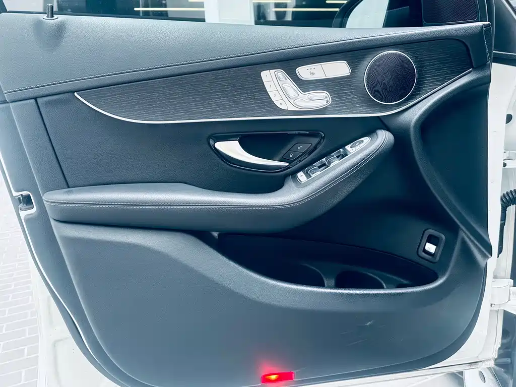 Mercedes-Benz GLC Coupe 2021 — фото 16
