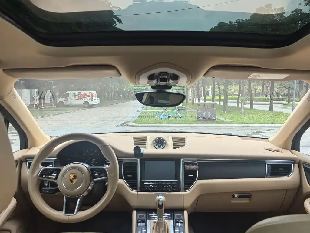 Porsche Macan 2015 — фото 9