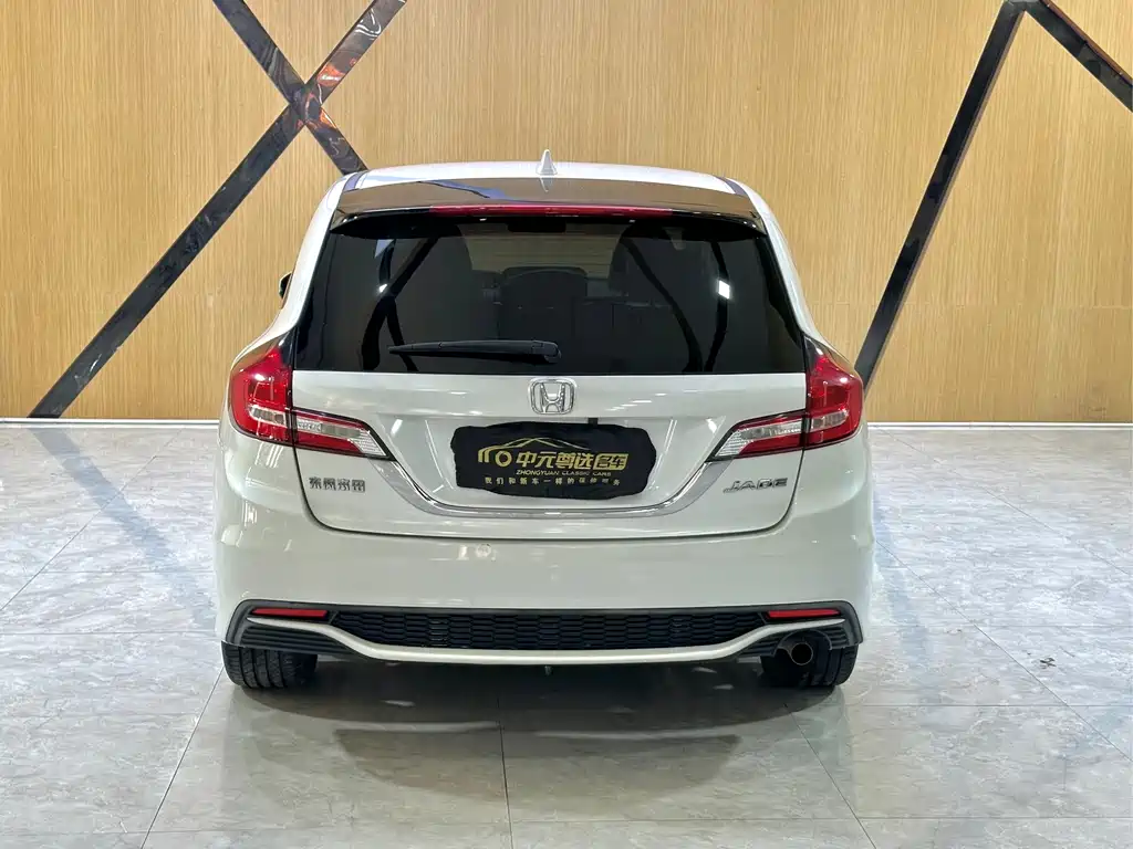Honda Jade 2017 — фото 19