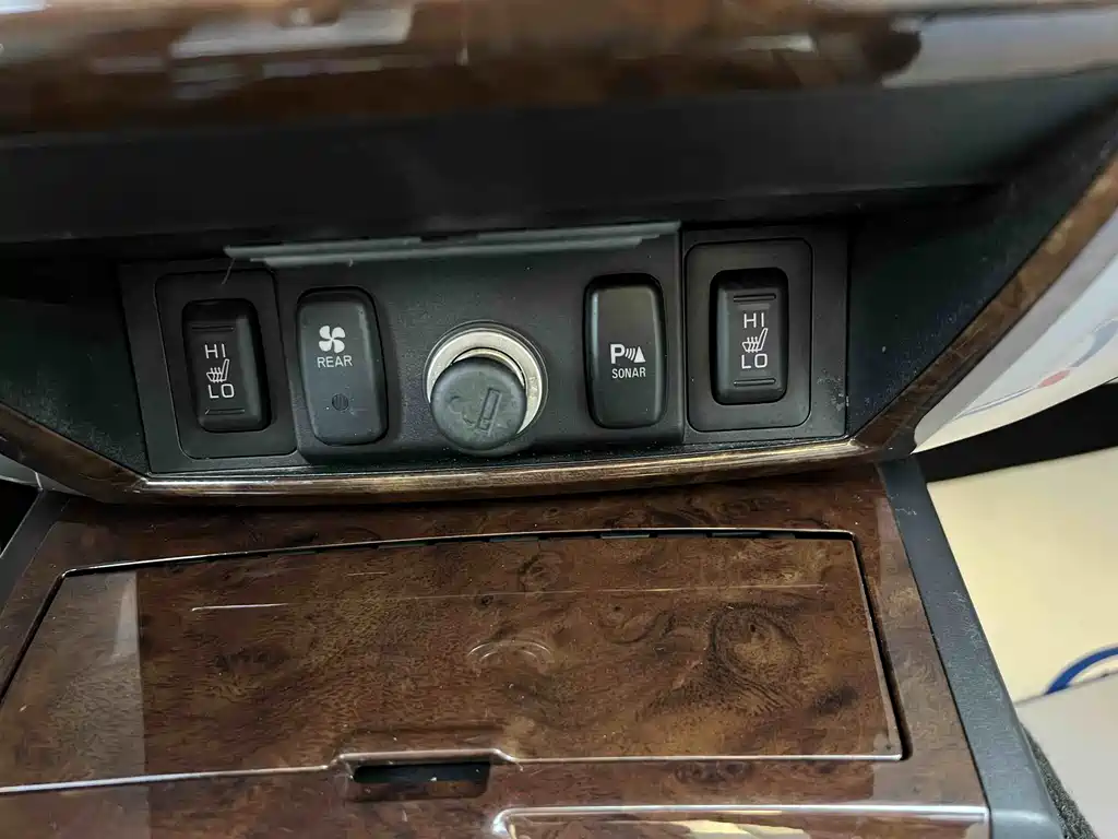 Mitsubishi Pajero Sport 2015 — фото 13