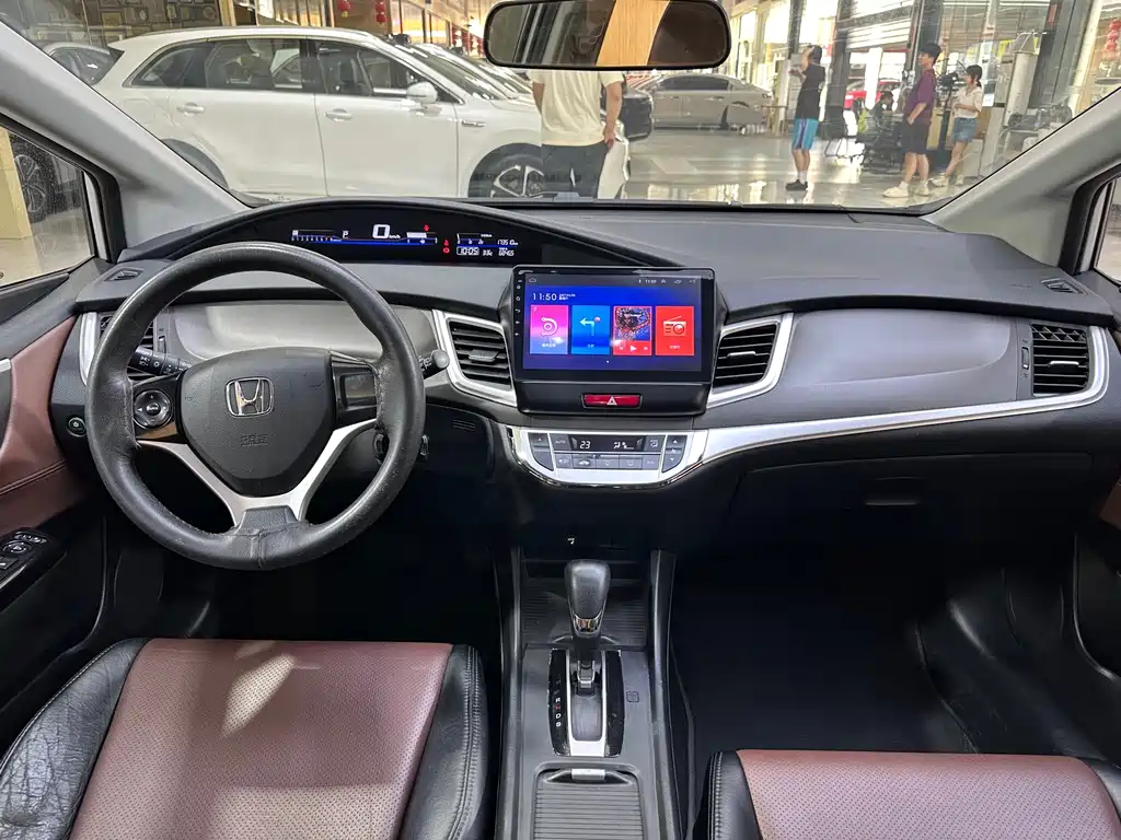 Honda Jade 2017 — фото 14