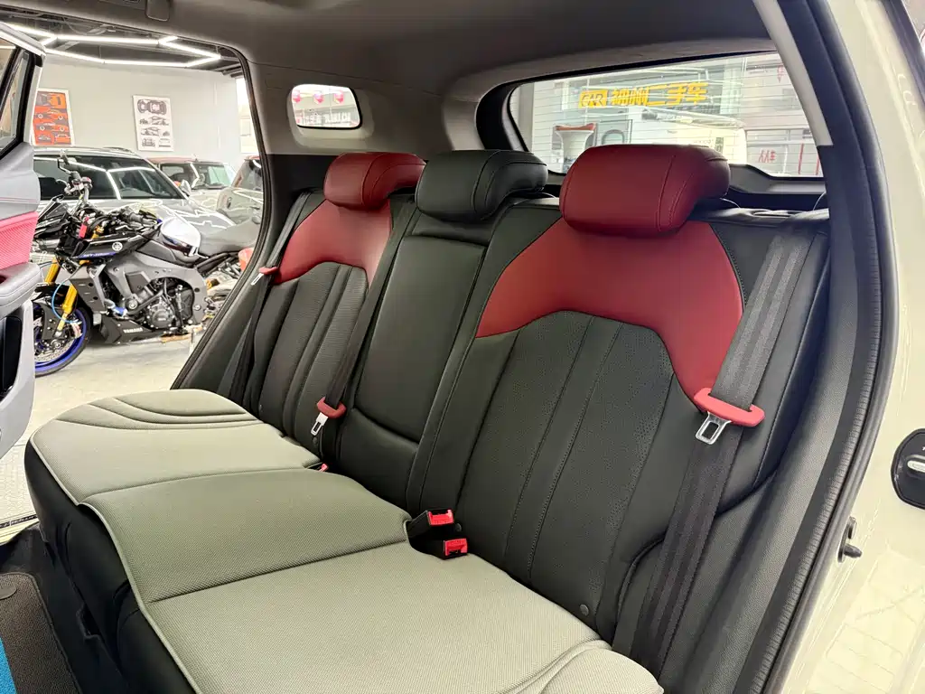 GAC Trumpchi GS4 2023 — фото 10
