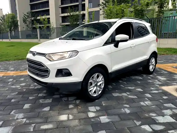 Ford EcoSport 2015