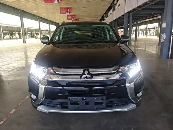 Mitsubishi Outlander 2018