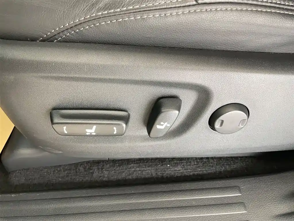 Toyota Prado 2019 — фото 12