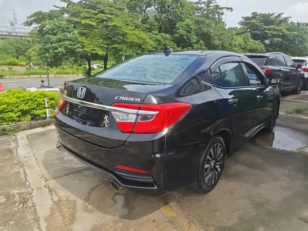 Honda Crider 2015