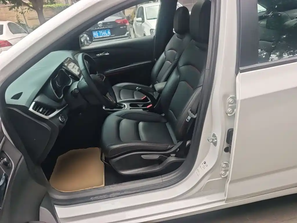 Chevrolet Cruze 2020 — фото 15