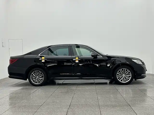 Toyota Crown 2015 — фото 7