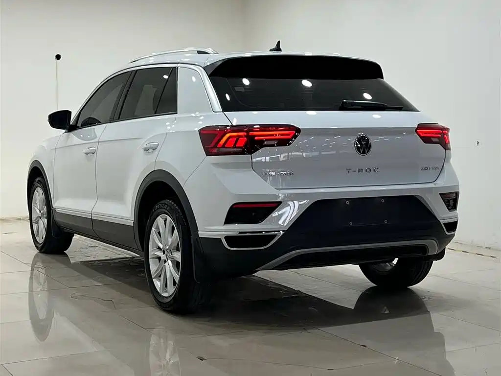 Volkswagen T-Roc 2022 — фото 10