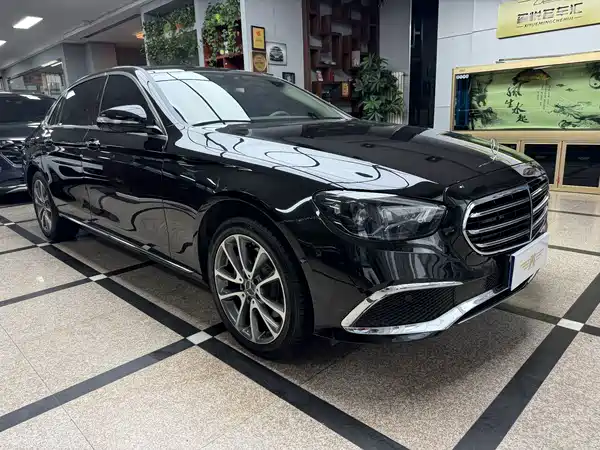 Mercedes-Benz E-Class 2018