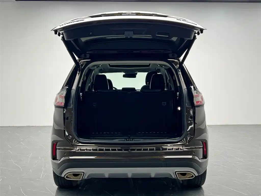 Ford Edge 2021 — фото 11