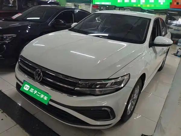 Volkswagen Bora 2023