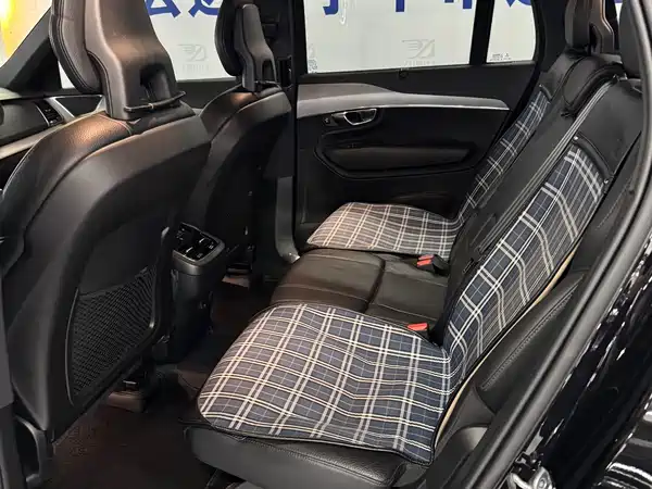 Volvo XC90 2022