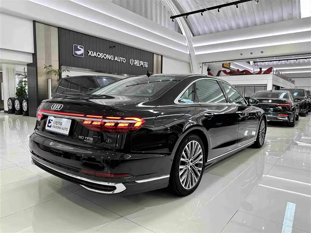 Audi A8 2025