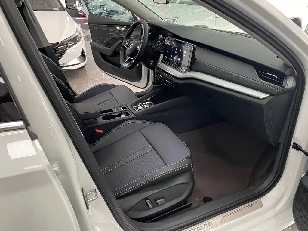 Skoda Octavia 2023