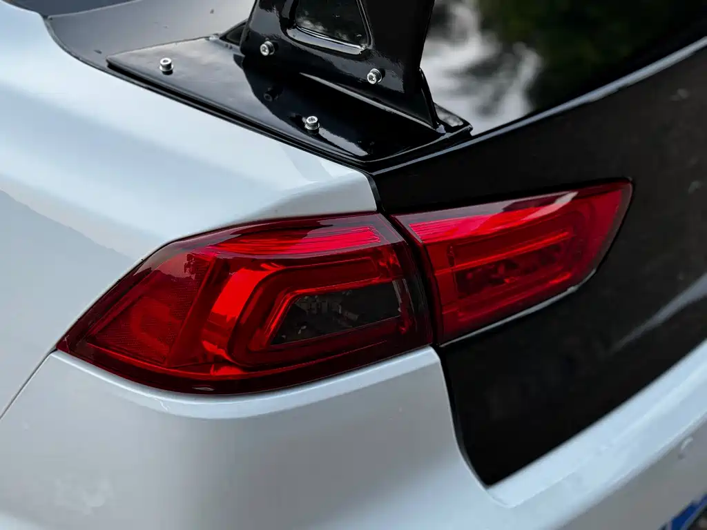 Mitsubishi Lancer EX 2012 — фото 20