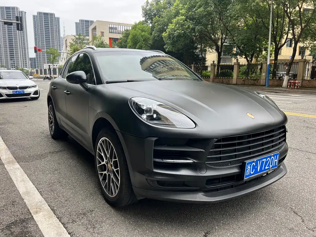 Porsche Macan 2016 — фото 14